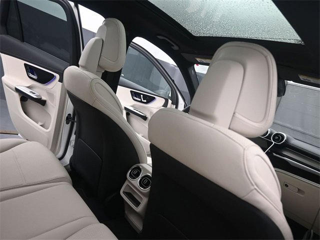 New 2025 Mercedes-Benz GLC 300 image 25