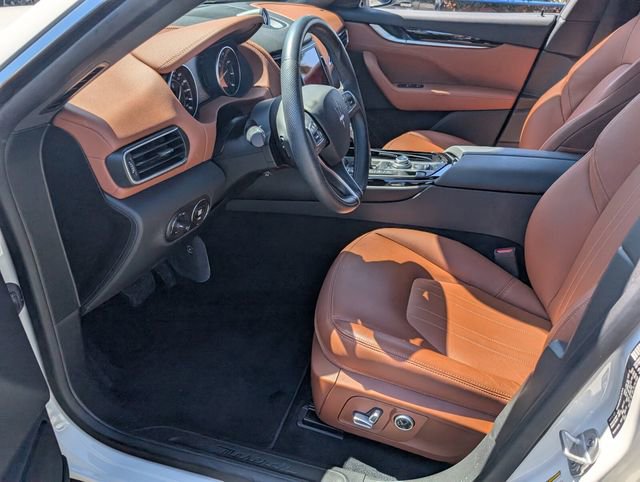 Used 2023 Maserati Levante GT image 8