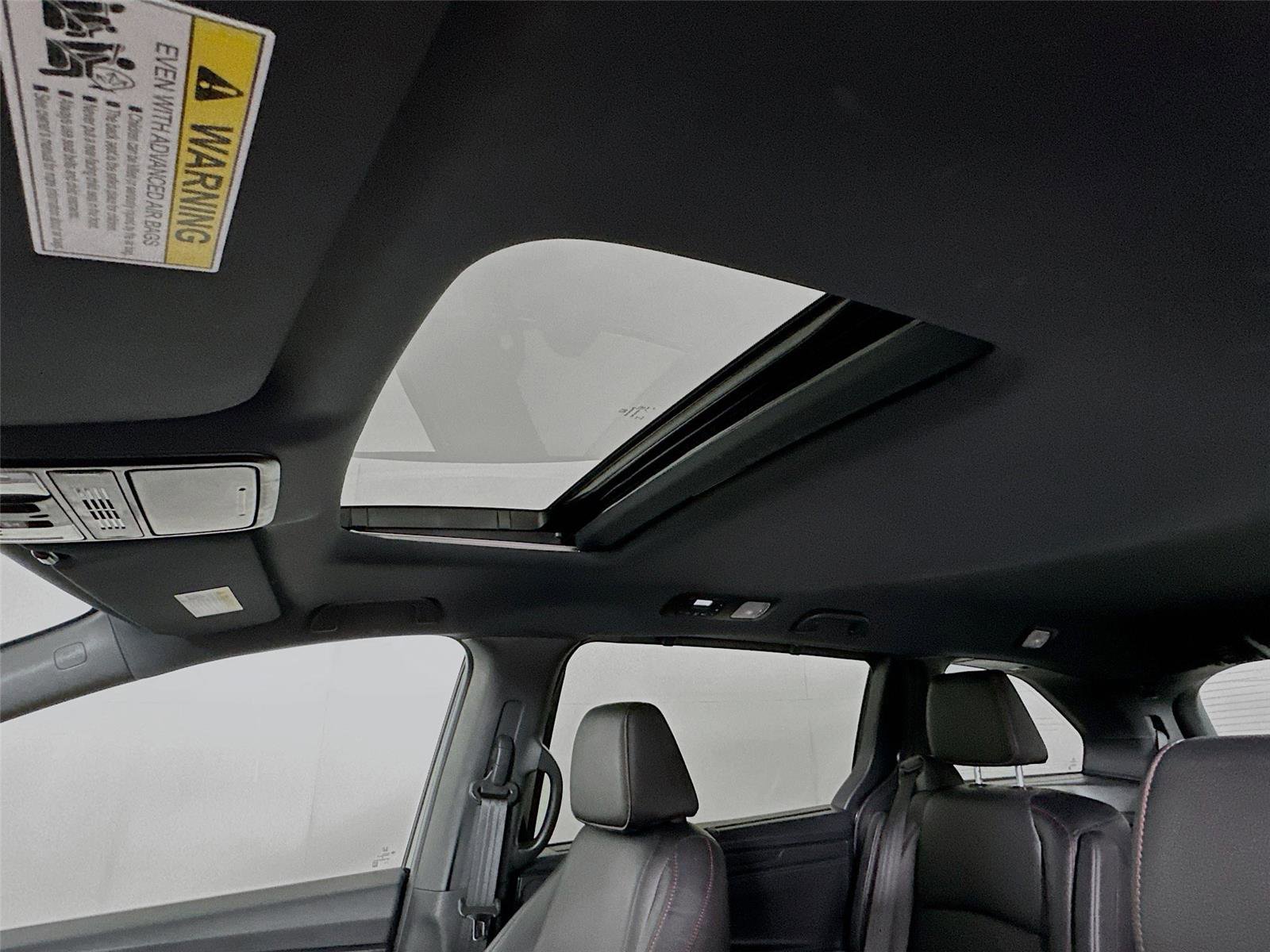 Used 2024 Honda Odyssey Sport image 17