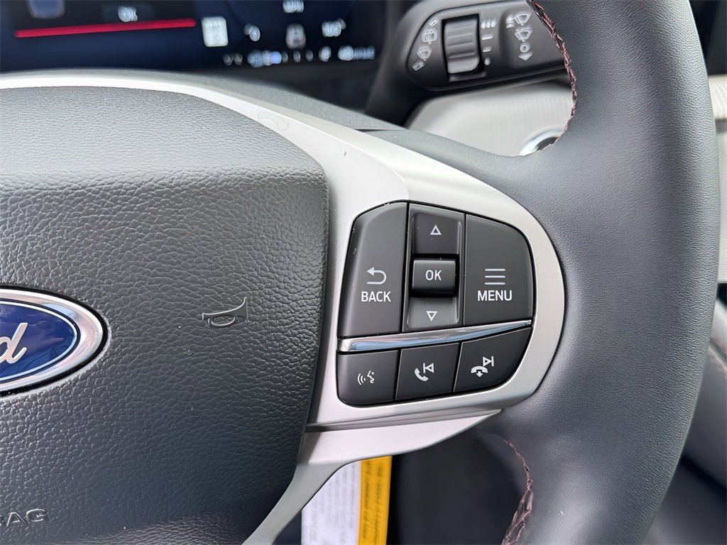 New 2026 Ford Explorer Active w/ Active Comfort Package image 15