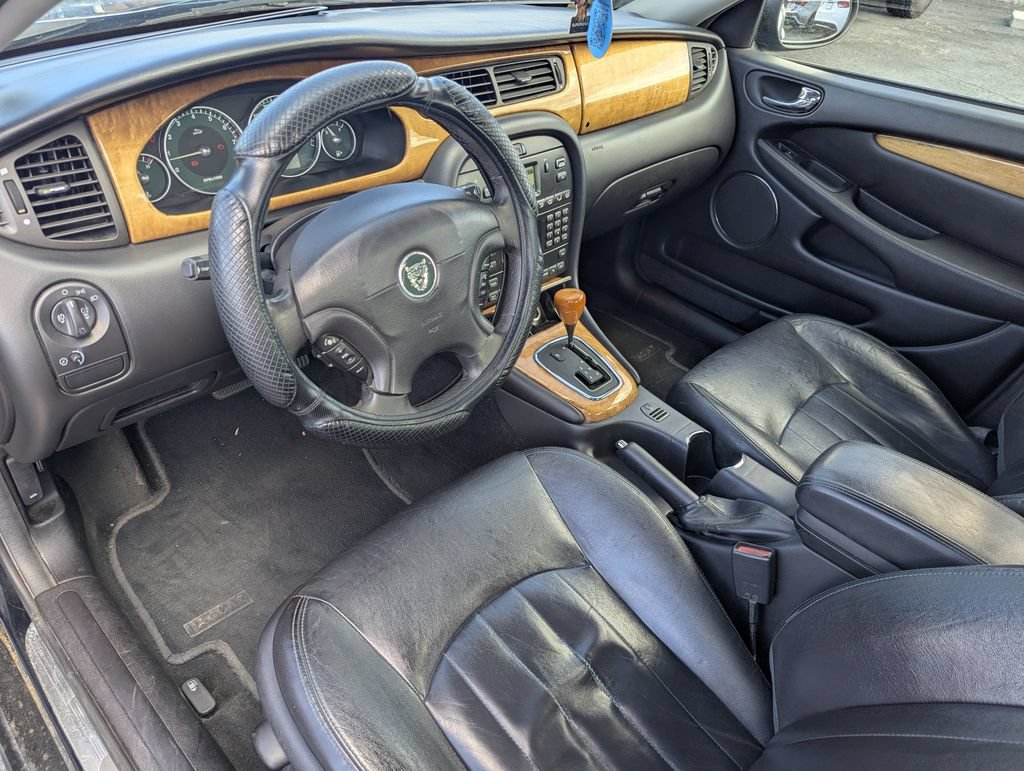 Used 2002 Jaguar X-TYPE 2.5 AWD/4WD image 23