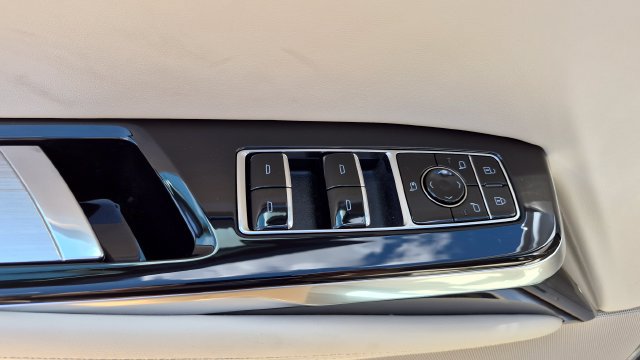 New 2026 Cadillac Escalade Platinum Sport w/ LPO, ONYX Package AWD/4WD image 15