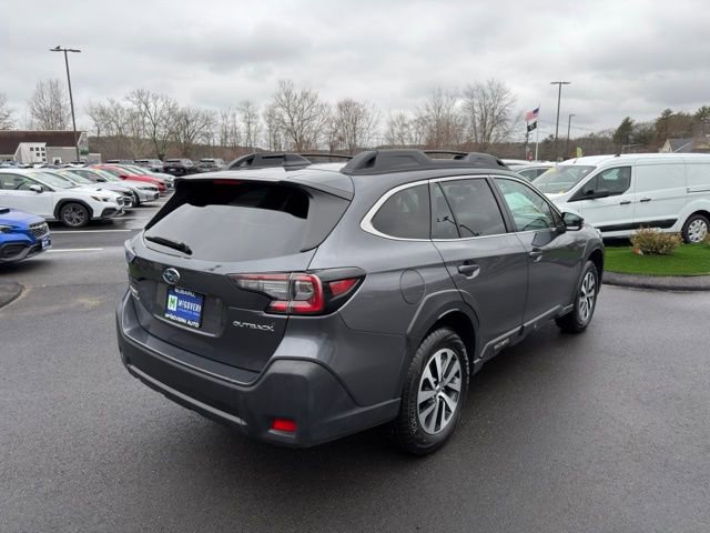 Used 2025 Subaru Outback Premium image 6