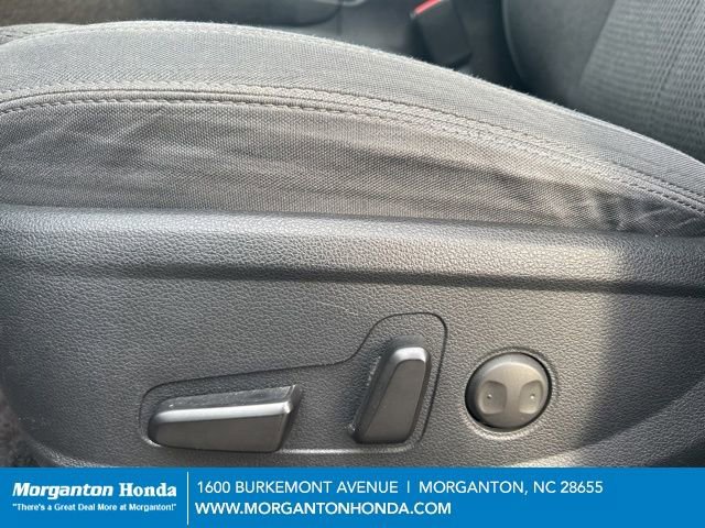 Used 2019 Hyundai Santa Fe SEL w/ Cargo Package image 15