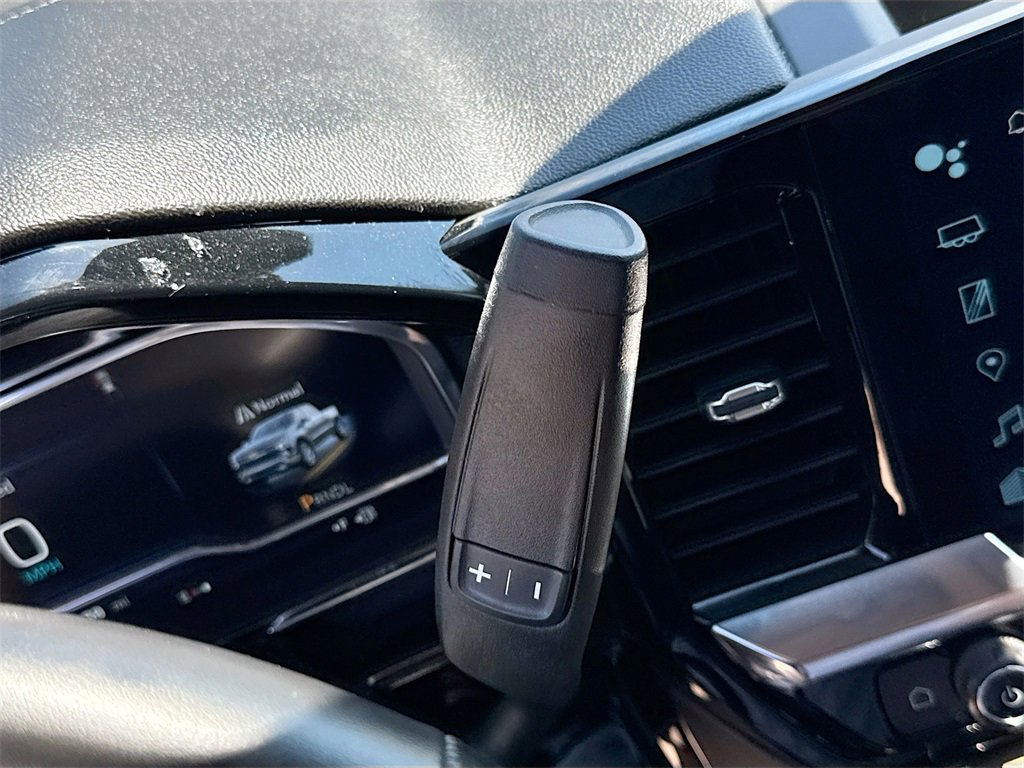 Used 2023 Chevrolet Silverado 1500 RST image 16