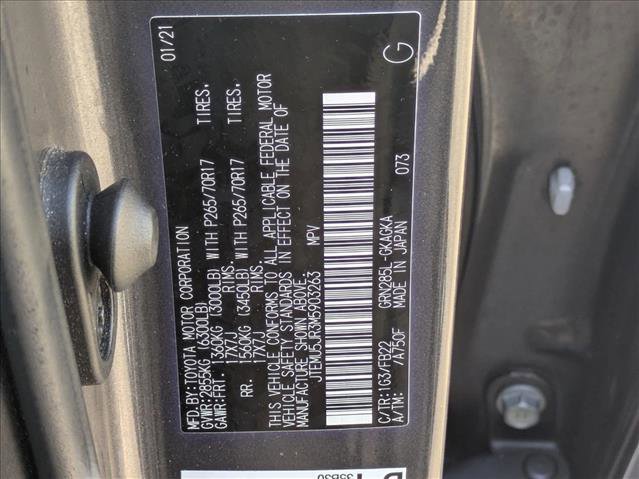 Used 2021 Toyota 4Runner SR5 image 15