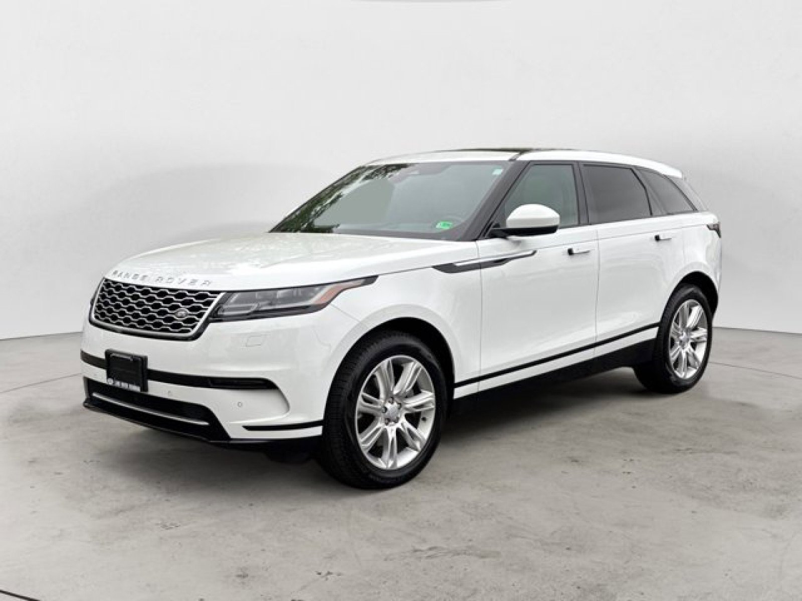 Certified 2022 Land Rover Range Rover Velar S image 1