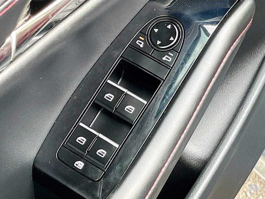 Used 2024 MAZDA MAZDA3 s image 18