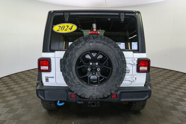 Used 2024 Jeep Wrangler Unlimited AWD/4WD image 10