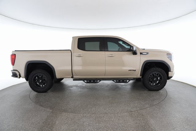 Used 2022 GMC Sierra 1500 AT4 w/ Technology Package image 22