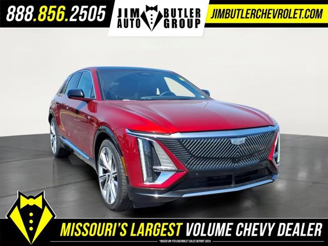 Used 2025 Cadillac Lyriq Luxury w/ LPO, Floor Liner Package AWD/4WD image 30