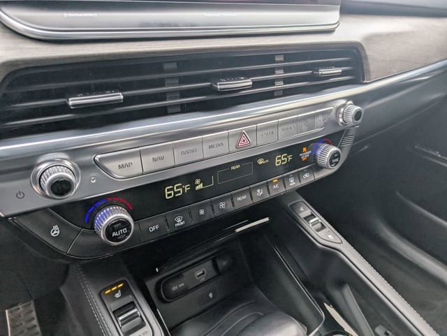 Used 2022 Kia Telluride SX w/ SX Prestige Package image 21