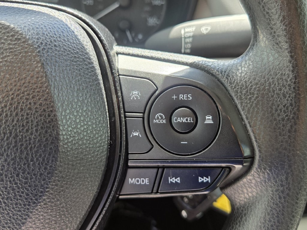 Used 2024 Toyota Corolla LE FWD image 26