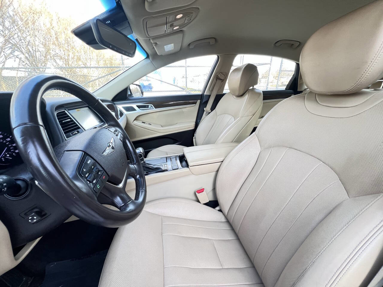 Used 2018 Genesis G80 3.8 image 12