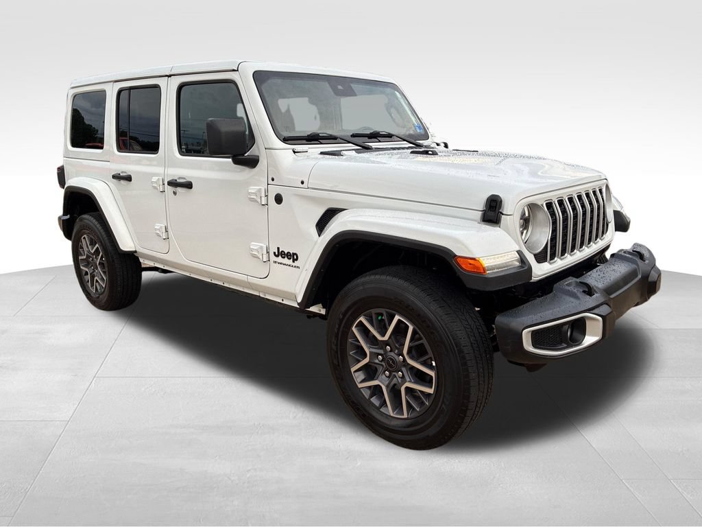 Used 2025 Jeep Wrangler Unlimited Sahara AWD/4WD image 8