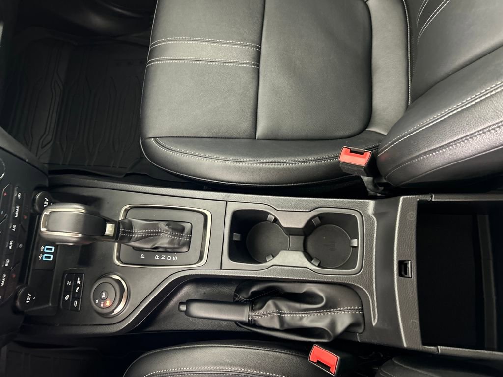 Used 2023 Ford Ranger Lariat w/ Equipment Group 501A High image 16