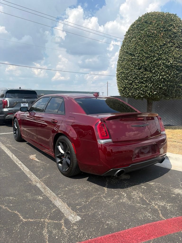 Used 2023 Chrysler 300 C RWD image 6