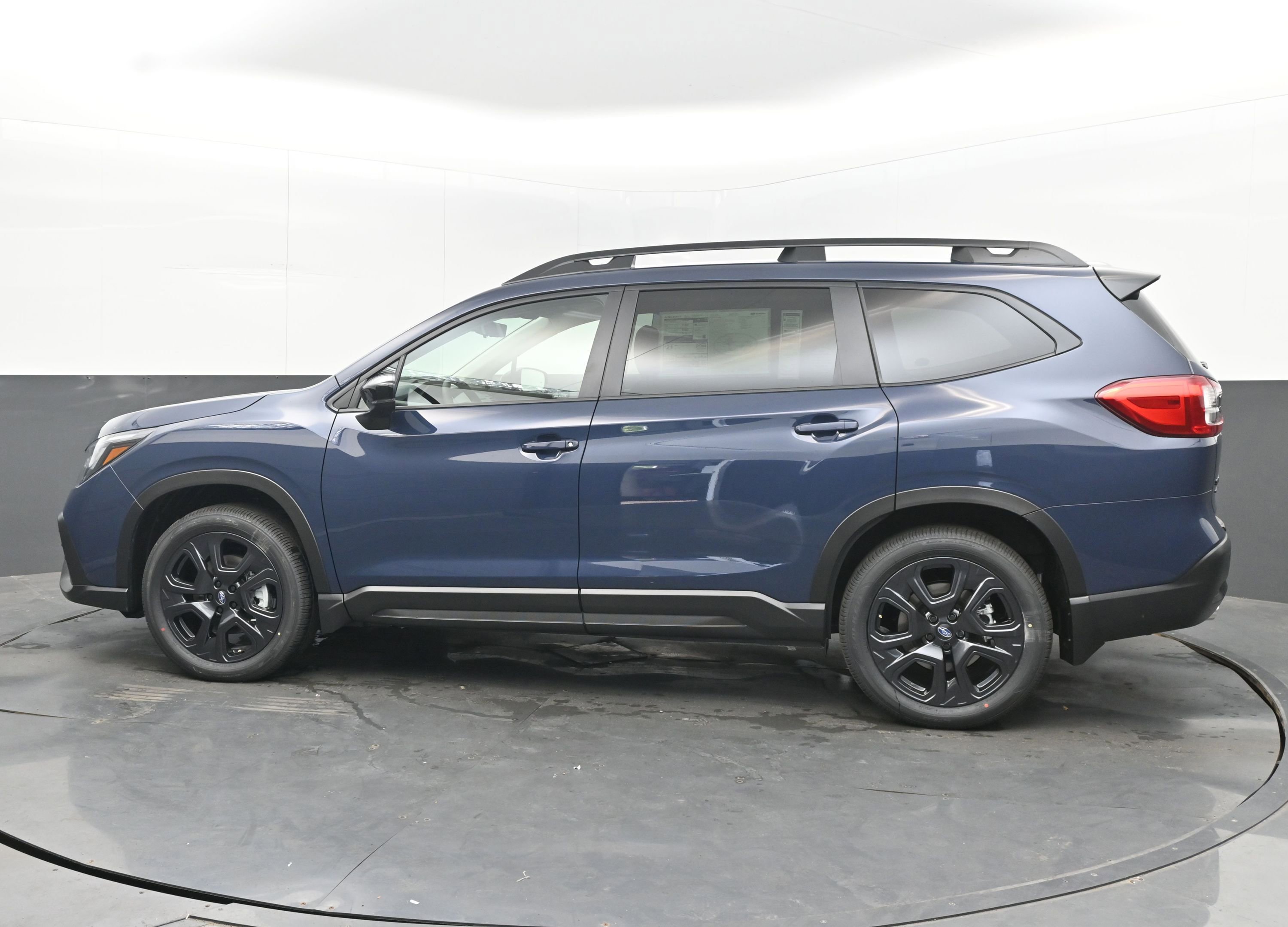 New 2025 Subaru Ascent Bronze Edition image 5