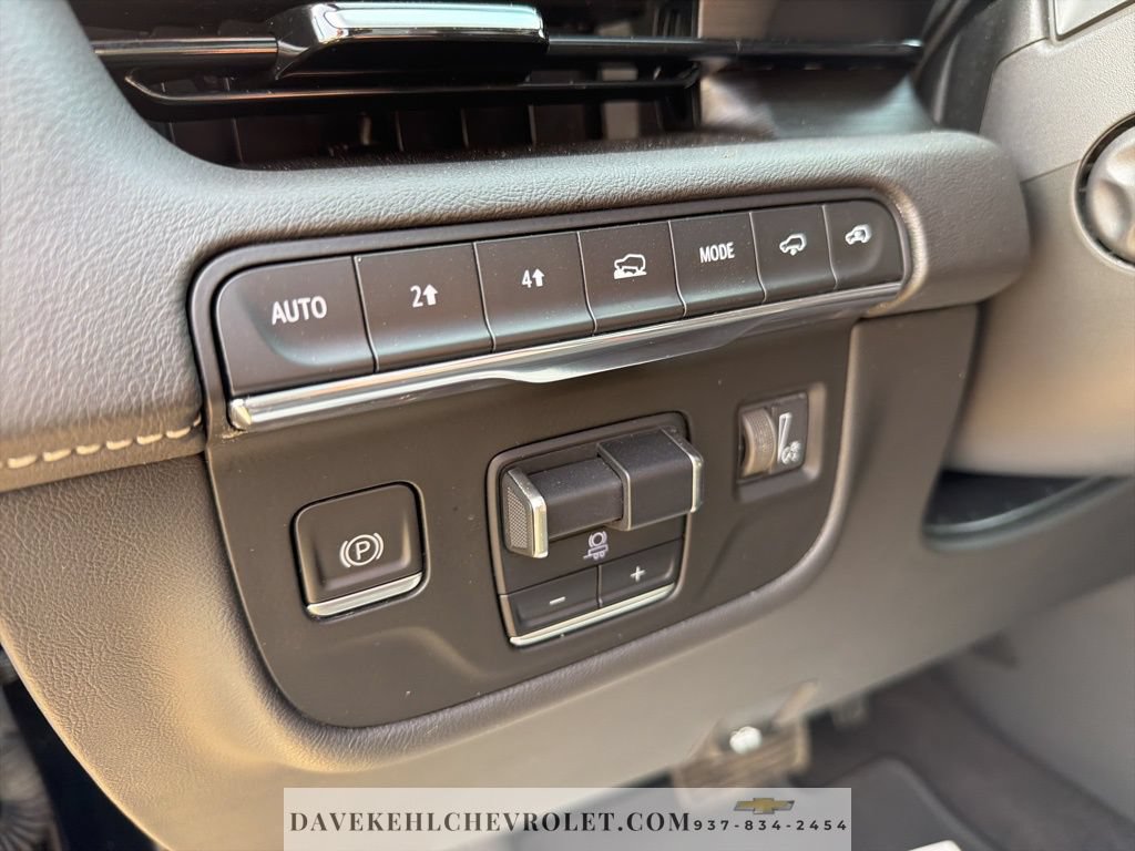 Used 2022 Cadillac Escalade ESV Sport w/ Touring Package AWD/4WD image 11