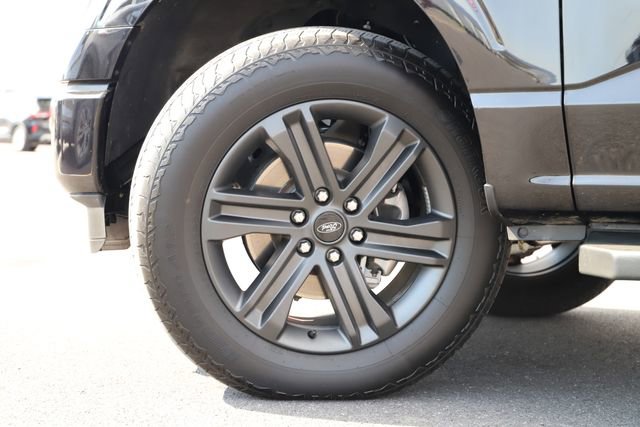 Used 2023 Ford F150 Lariat w/ Max Trailer Tow Package image 2