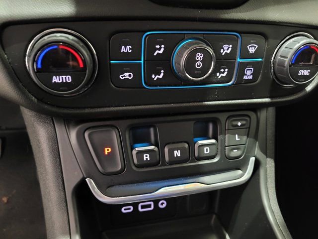 Used 2021 GMC Terrain SLE w/ Driver Convenience Package image 36