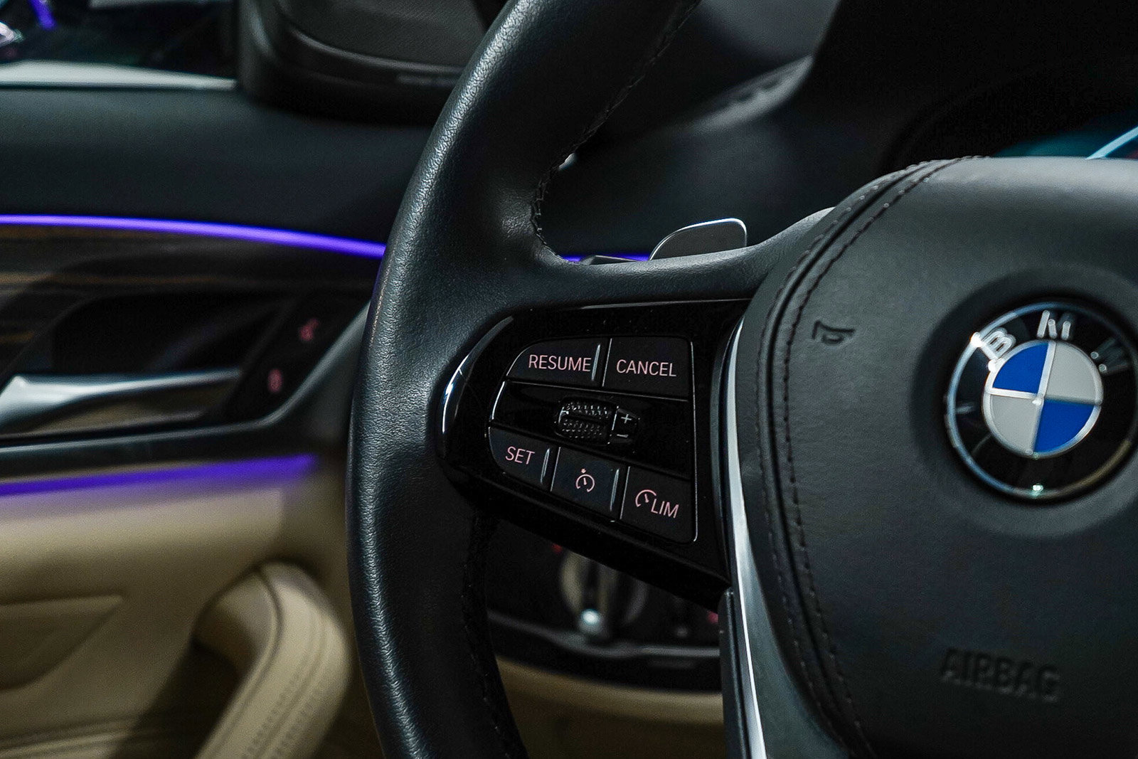 Certified 2022 BMW 530i w/ Premium Package image 16