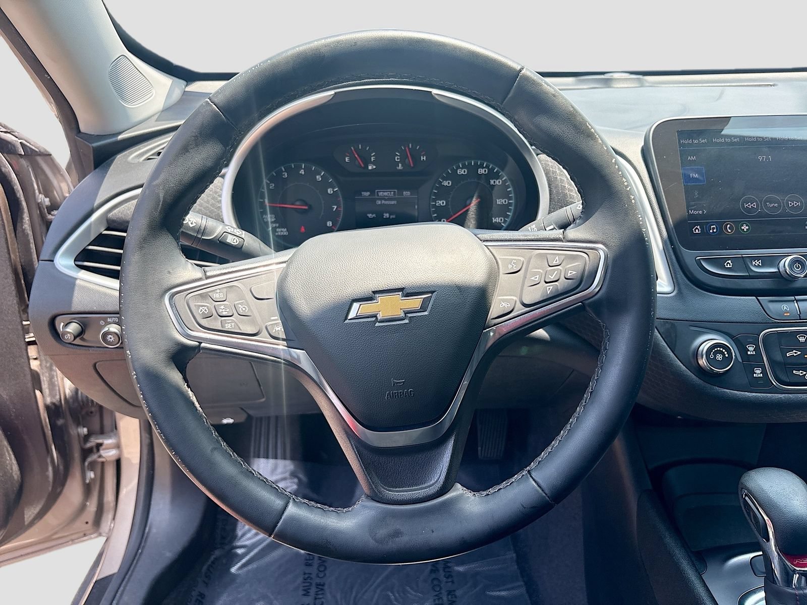 Used 2024 Chevrolet Malibu RS FWD image 11