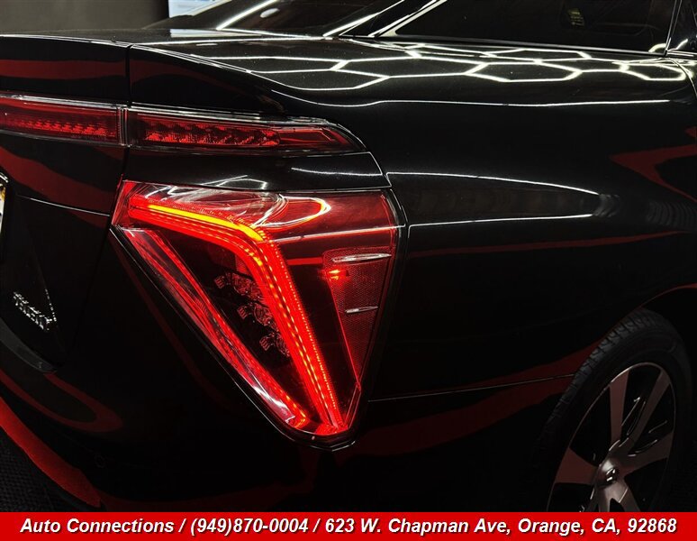 Used 2019 Toyota Mirai FWD image 32