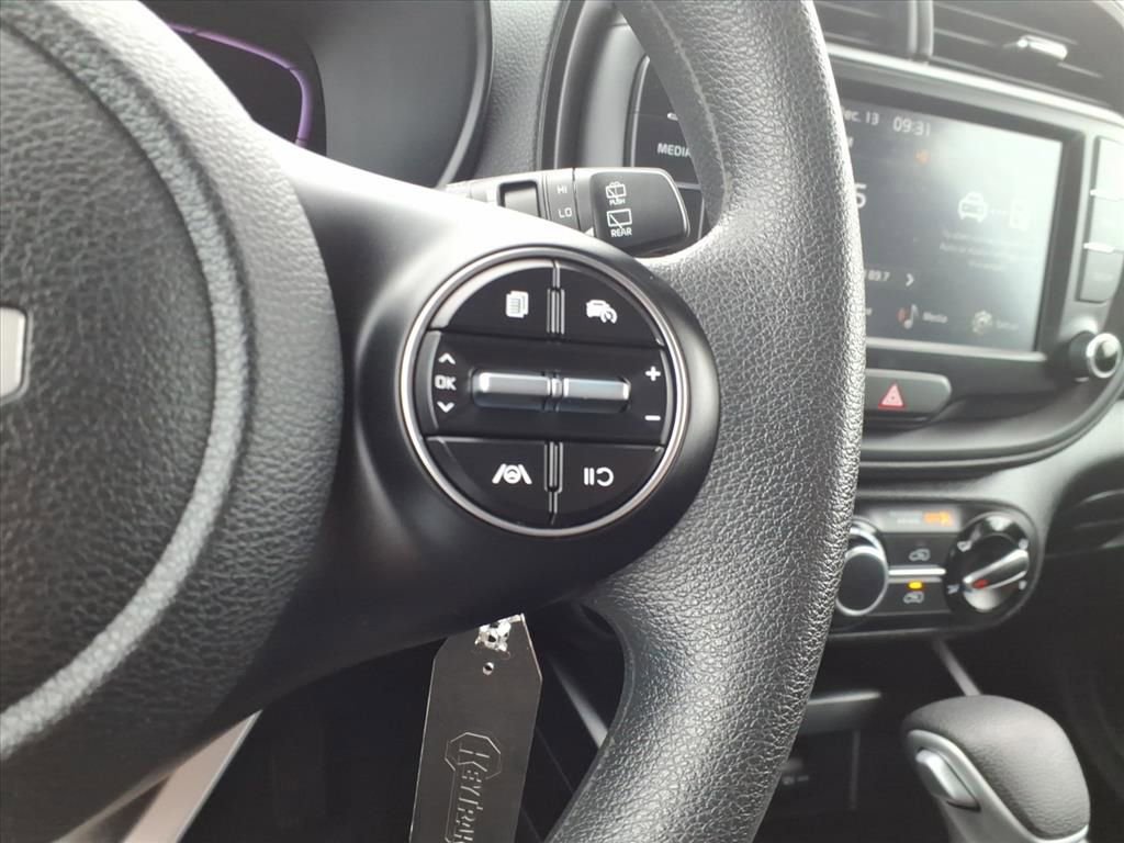 Used 2023 Kia Soul LX w/ LX Technology Package image 21