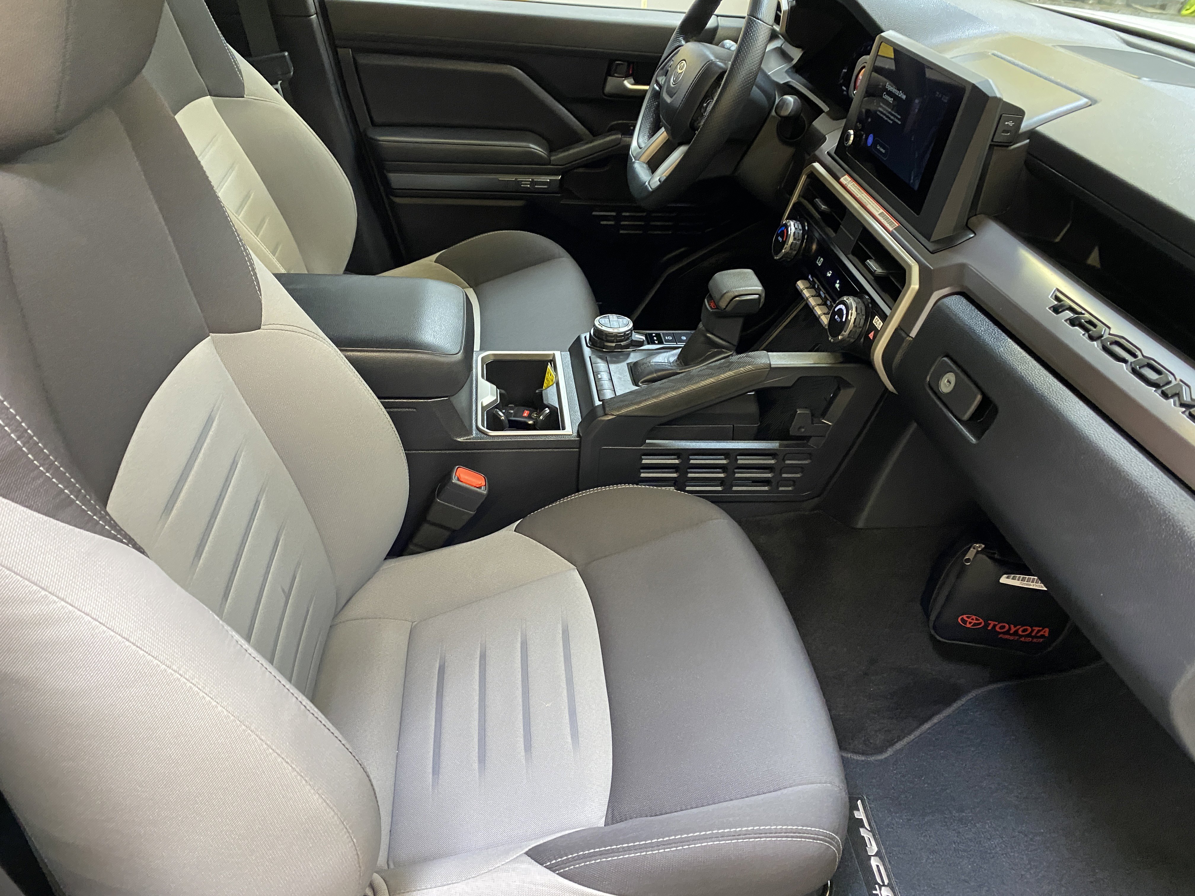 Used 2025 Toyota Tacoma TRD Off-Road image 26