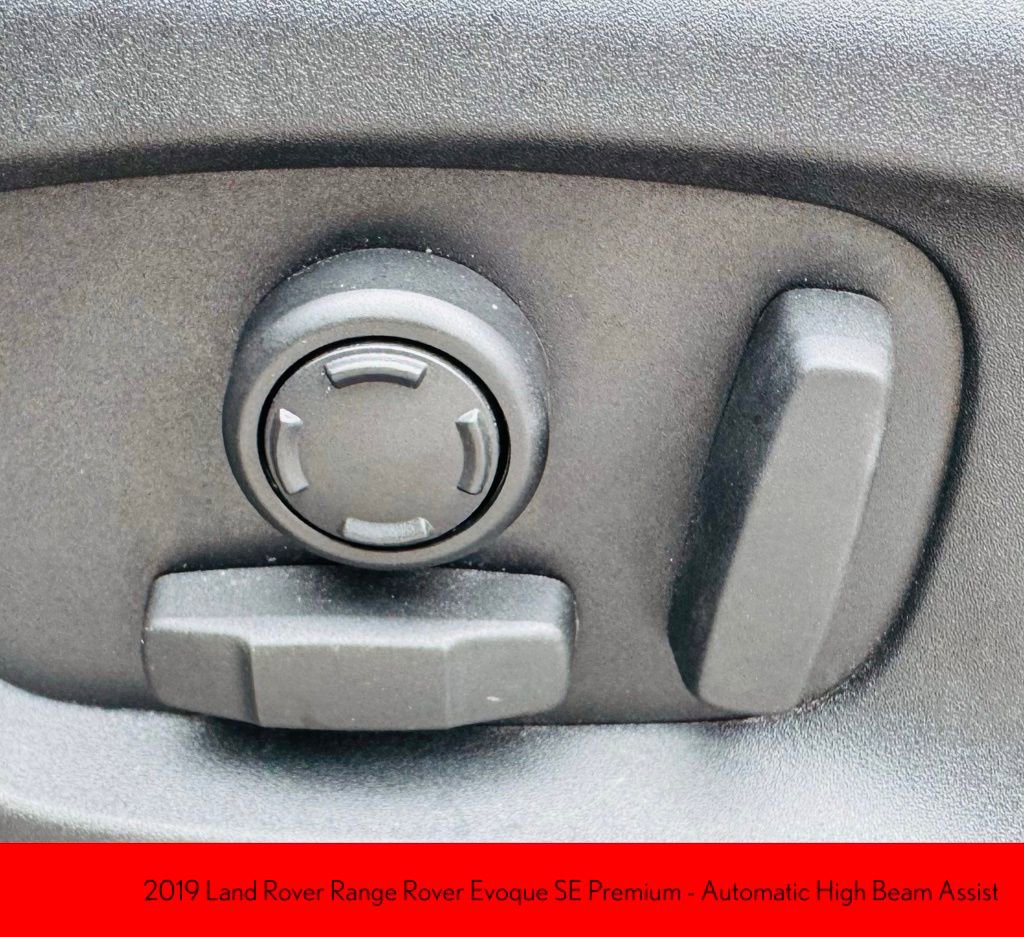 Used 2019 Land Rover Range Rover Evoque SE Premium image 10