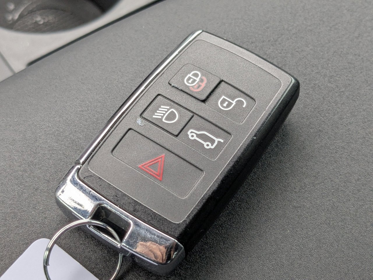 Used 2023 Land Rover Discovery S R-Dynamic AWD/4WD image 38