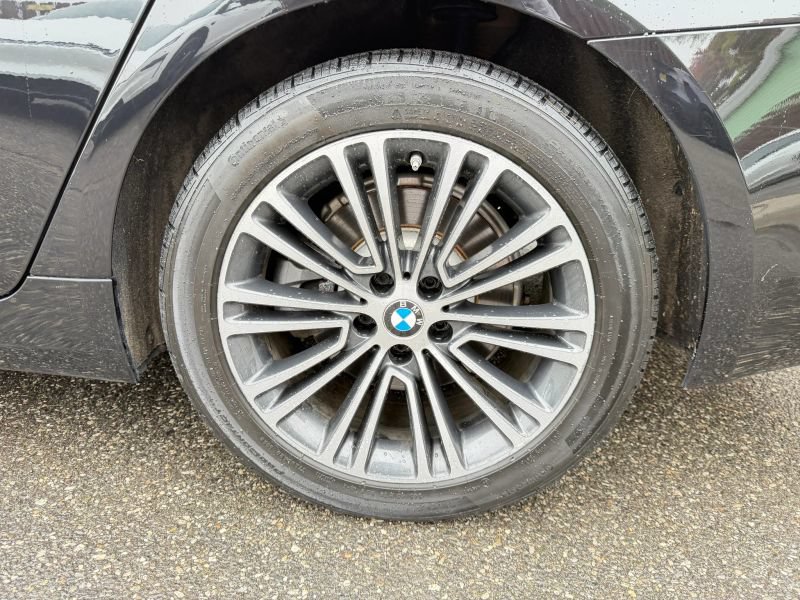 Used 2018 BMW 530i xDrive AWD/4WD image 37