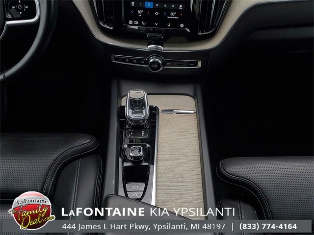 Used 2022 Volvo XC60 B6 Inscription w/ Protection Package Premier image 34
