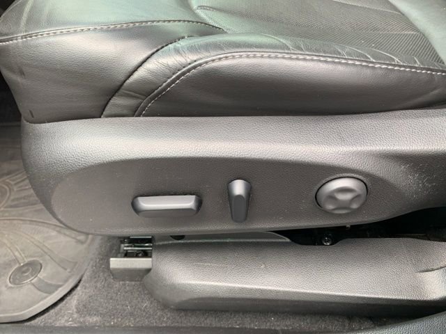 Used 2019 Buick Envision Essence FWD image 22
