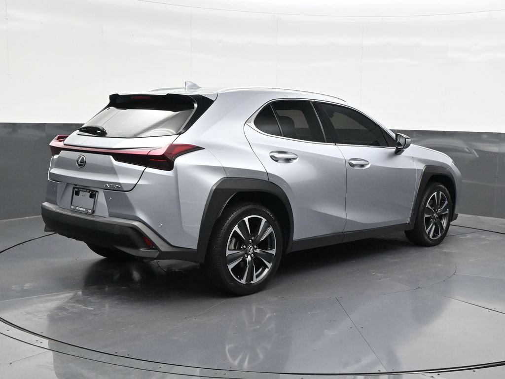 Used 2023 Lexus UX 250h FWD w/ Accessory Package (Z2) image 5