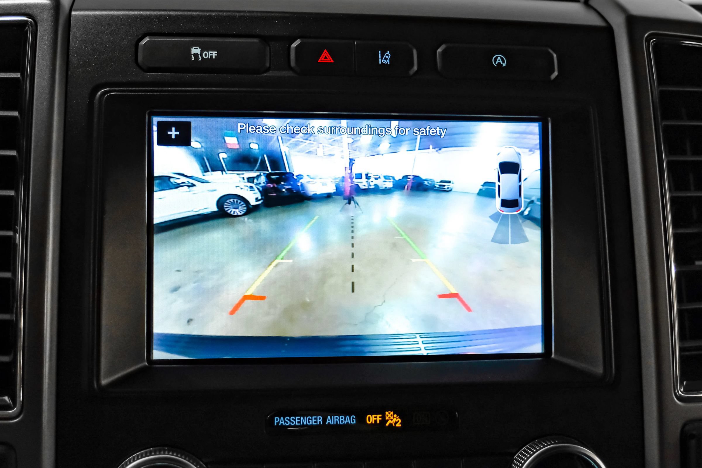 Used 2019 Ford Expedition XLT w/ Equipment Group 202A RWD image 19