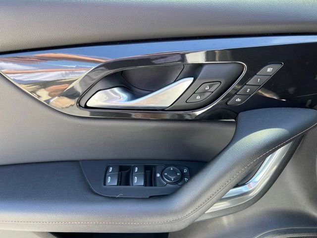 Certified 2020 Chevrolet Blazer Premier w/ Driver Confidence II Package AWD/4WD image 19