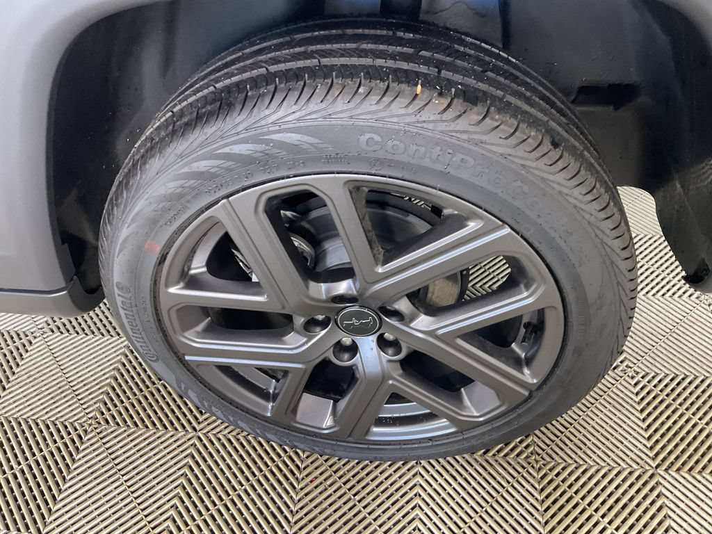 Used 2026 Jeep Compass Limited AWD/4WD image 6