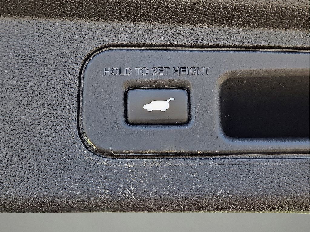 Used 2025 Honda Odyssey Touring image 16