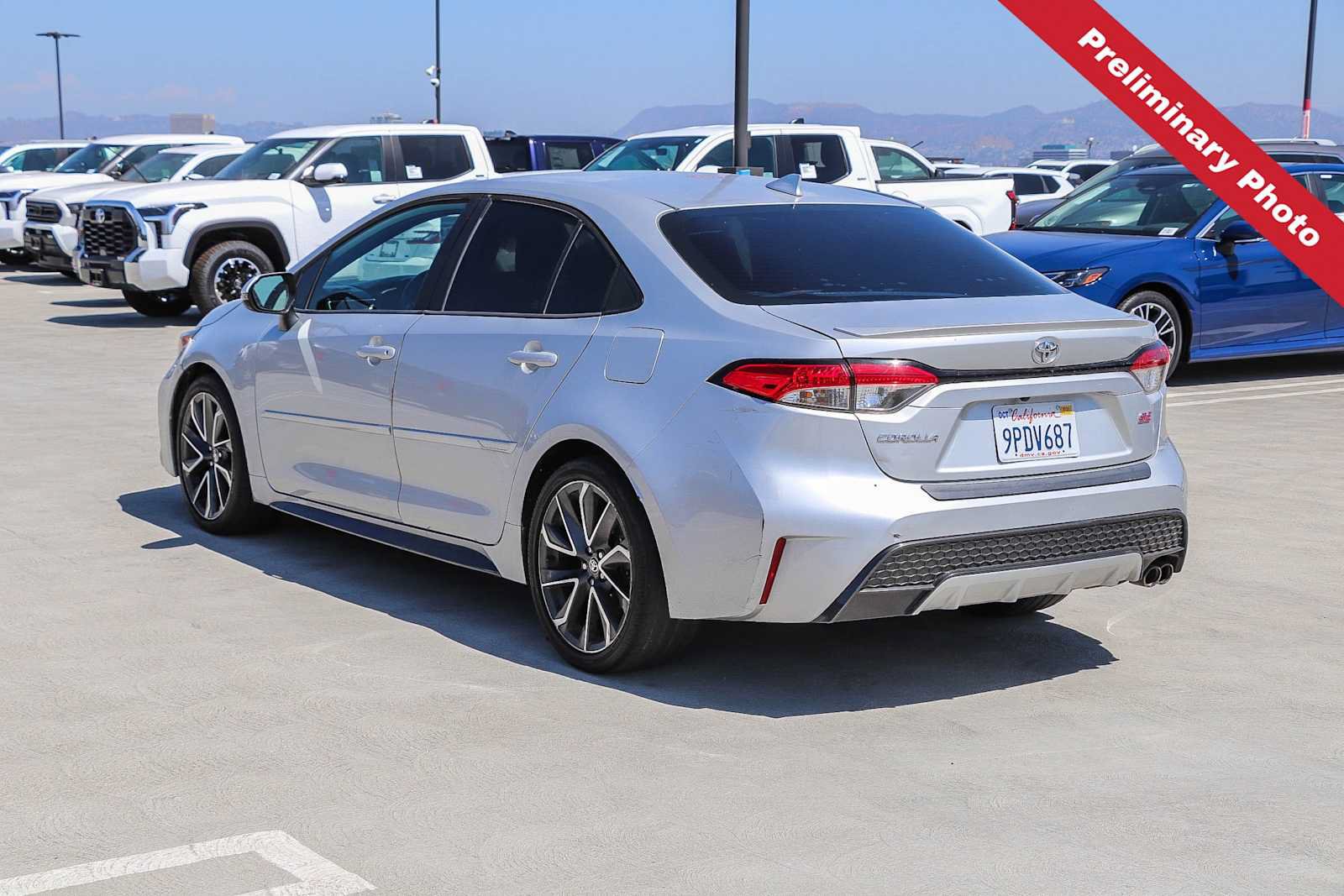 Used 2020 Toyota Corolla SE w/ Carpet Mat Package (TMS) FWD image 8