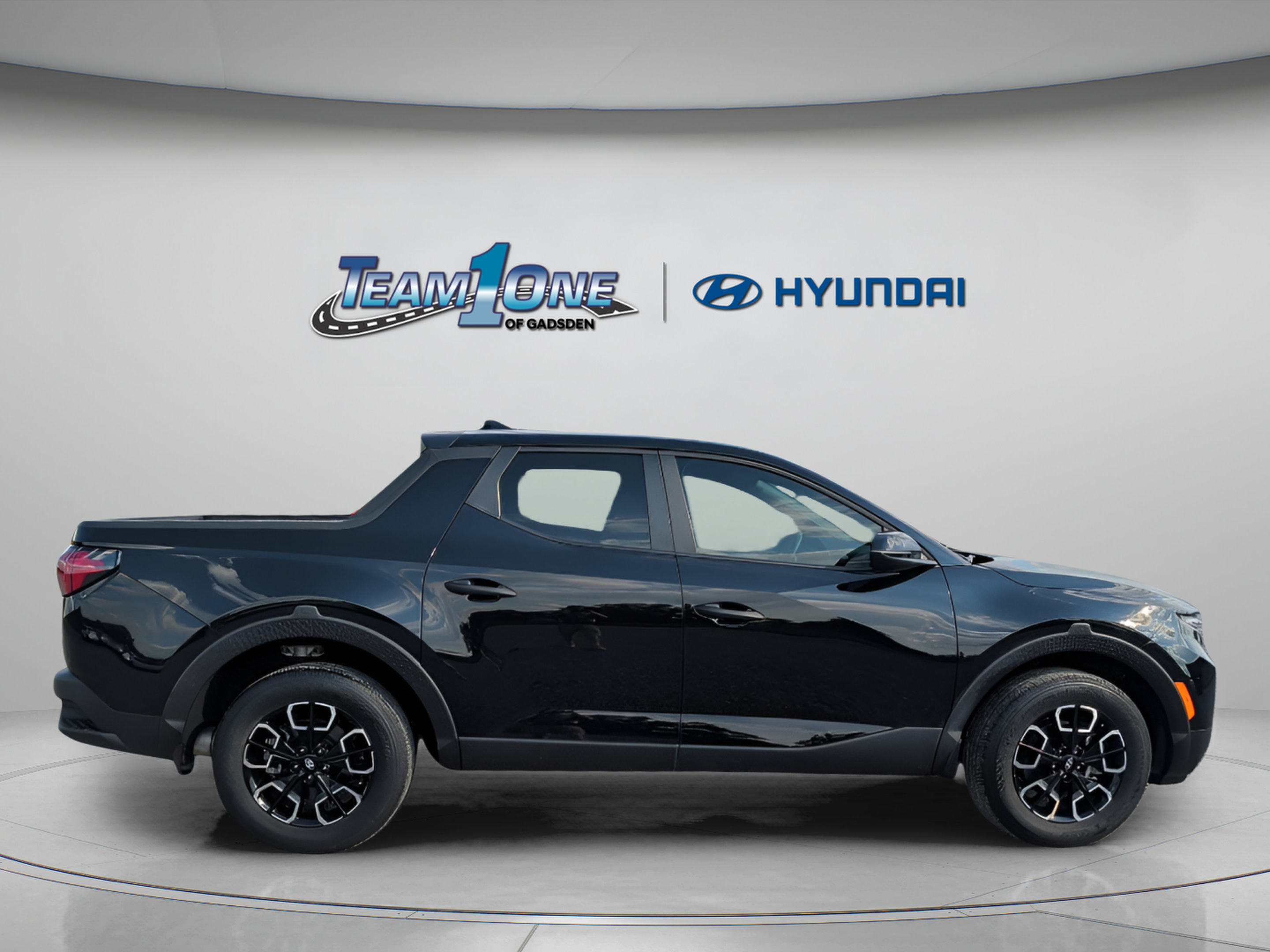 Used 2024 Hyundai Santa Cruz SEL FWD image 9