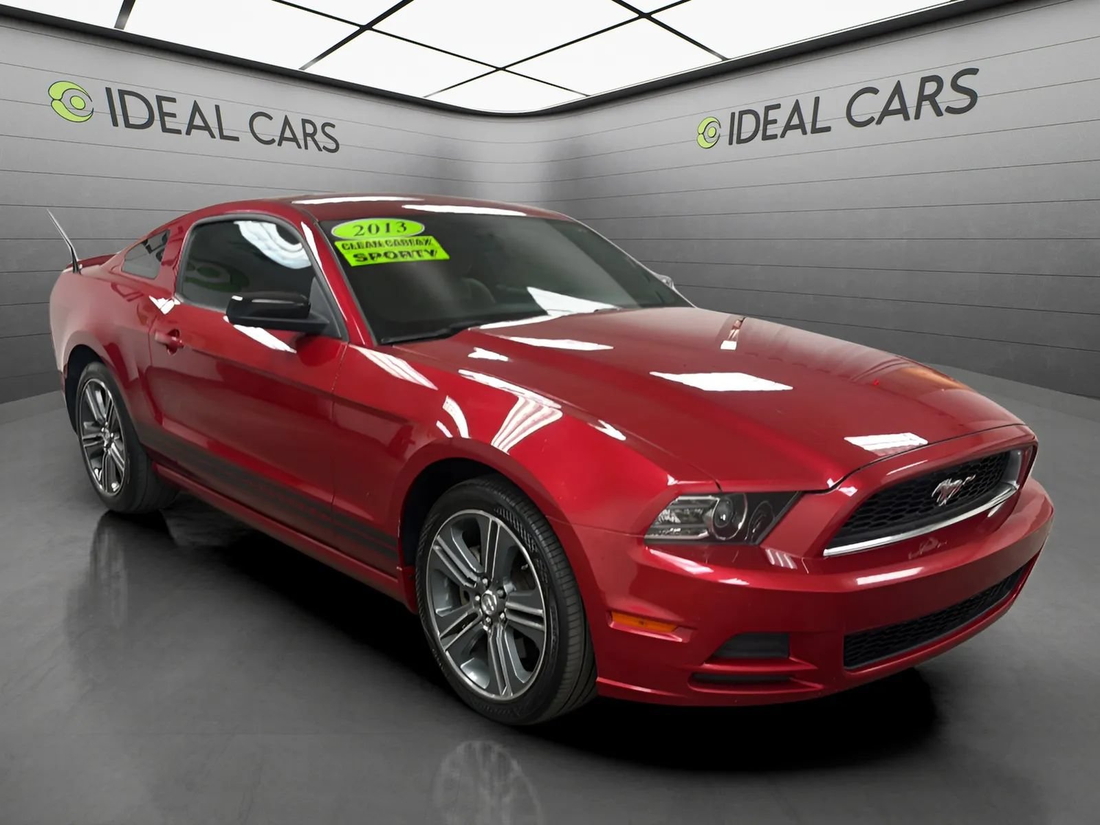Used 2013 Ford Mustang Coupe w/ V6 Performance Pkg RWD image 3