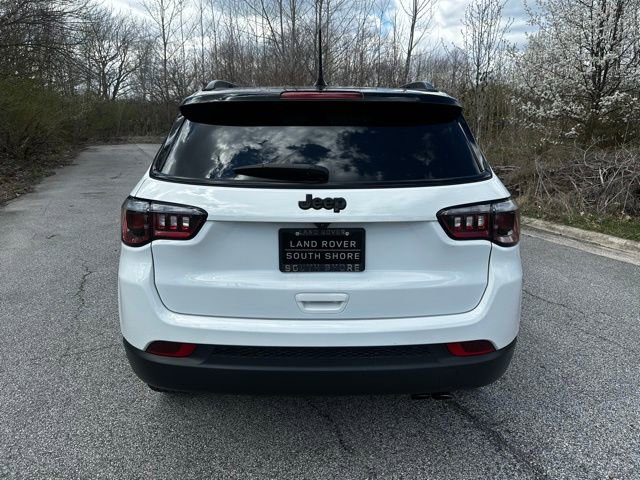 Used 2022 Jeep Compass Latitude w/ Convenience Group FWD image 6