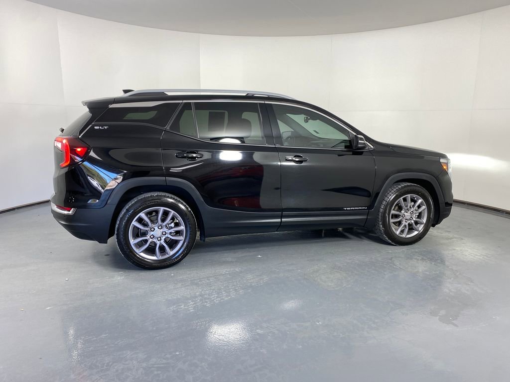 Used 2022 GMC Terrain SLT image 6