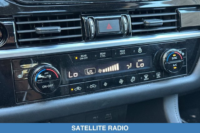 Used 2025 Nissan Pathfinder SL w/ SL Premium Package FWD image 23