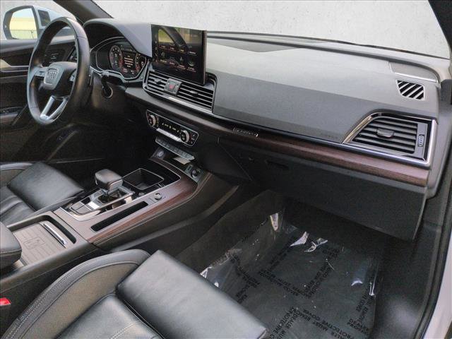Used 2021 Audi Q5 2.0T Premium Plus w/ Premium Plus Package image 24