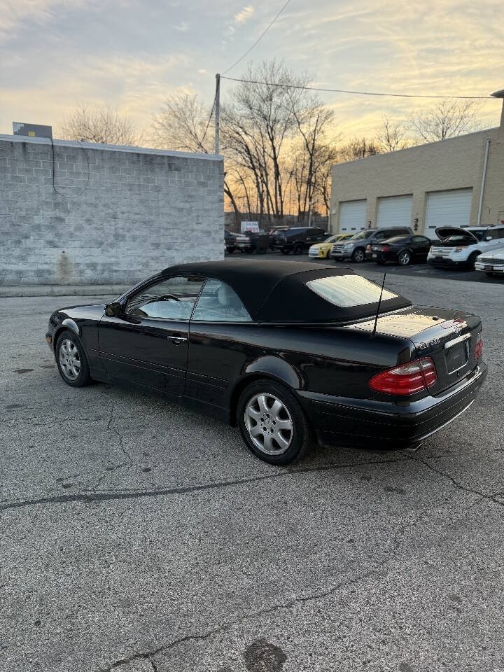 Used 2003 Mercedes-Benz CLK 320 Cabriolet image 4