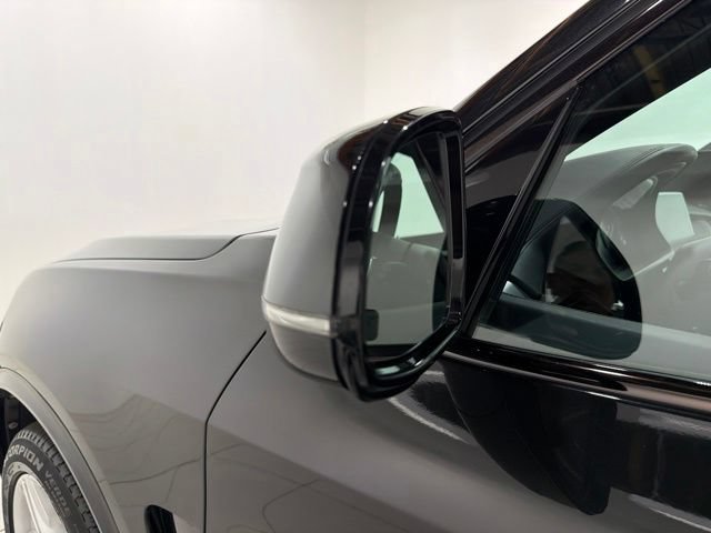Used 2016 BMW X5 xDrive50i AWD/4WD image 9