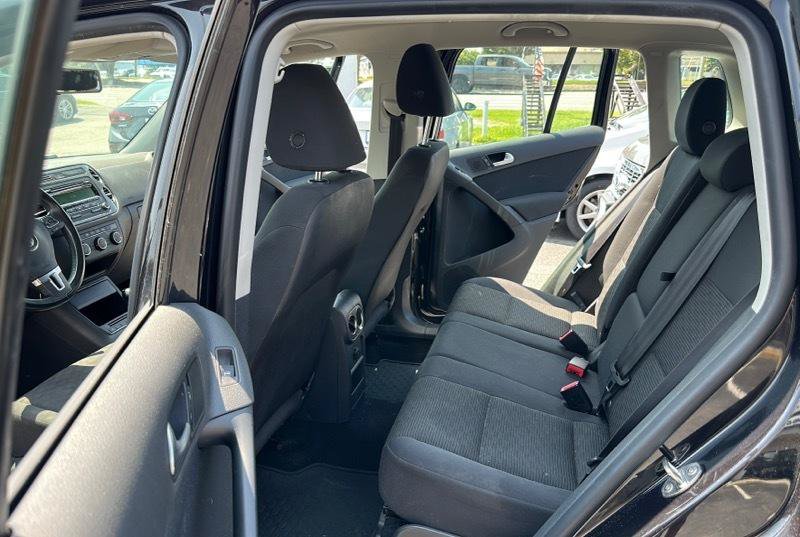Used 2013 Volkswagen Tiguan S AWD/4WD image 15